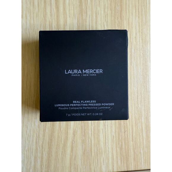Laura Mercier Real Flawless Luminous Perfecting Press Powder .24oz Translu Deep - Picture 3 of 4